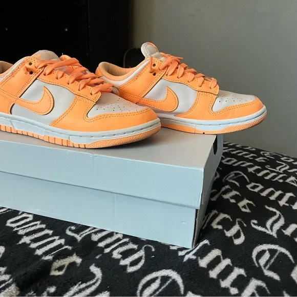 Nike Bold Orange and White Shoes Nike Air Max 2090 GS DB1557-100 White/Total Orange Sneakers  main image 4